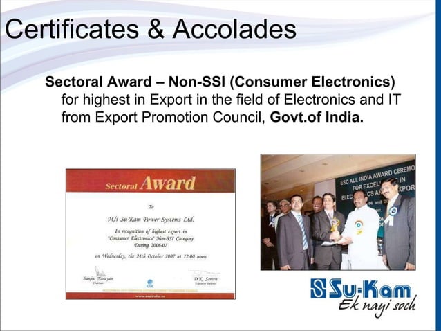 Sectoral Export Award — Kunwer Sachdev receiving trophy for Su-Kam consumer electronics exports