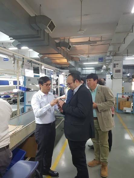Bolivia's Ambassador Makes Official Visit to Su-Kam